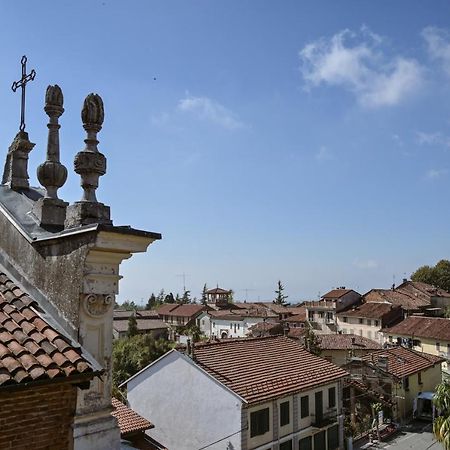 La Casa Del Castellano Hotel Cinzano Bagian luar foto