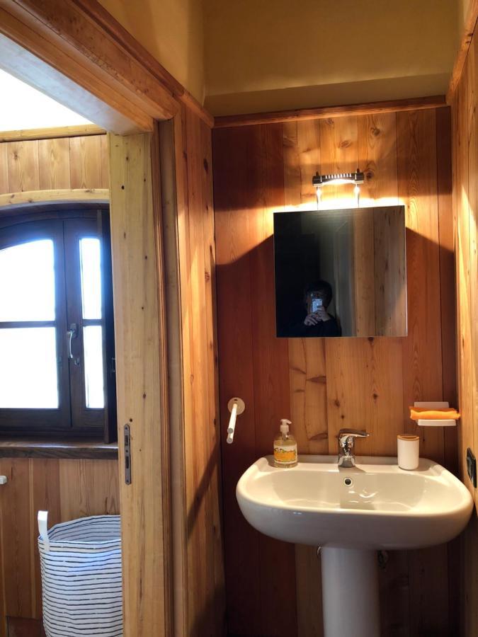 La Casa Del Castellano Hotel Cinzano Bagian luar foto